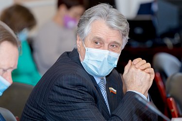 Депутаты профинансировали школы области на 80 млн рублей